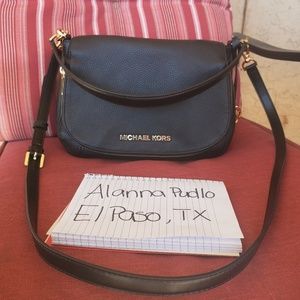 Michael kors crossbody